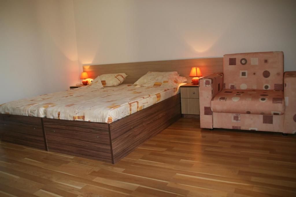 Отель Ivatea Family Hotel Равда